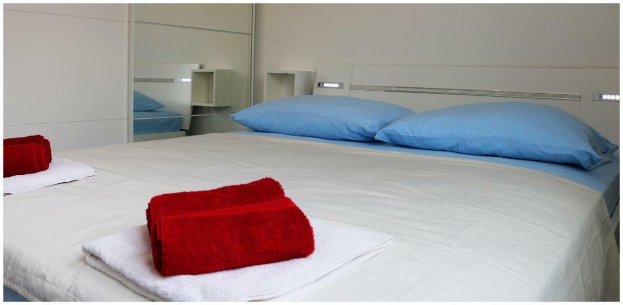 Apartman LORETTA Primosten Bagian luar foto